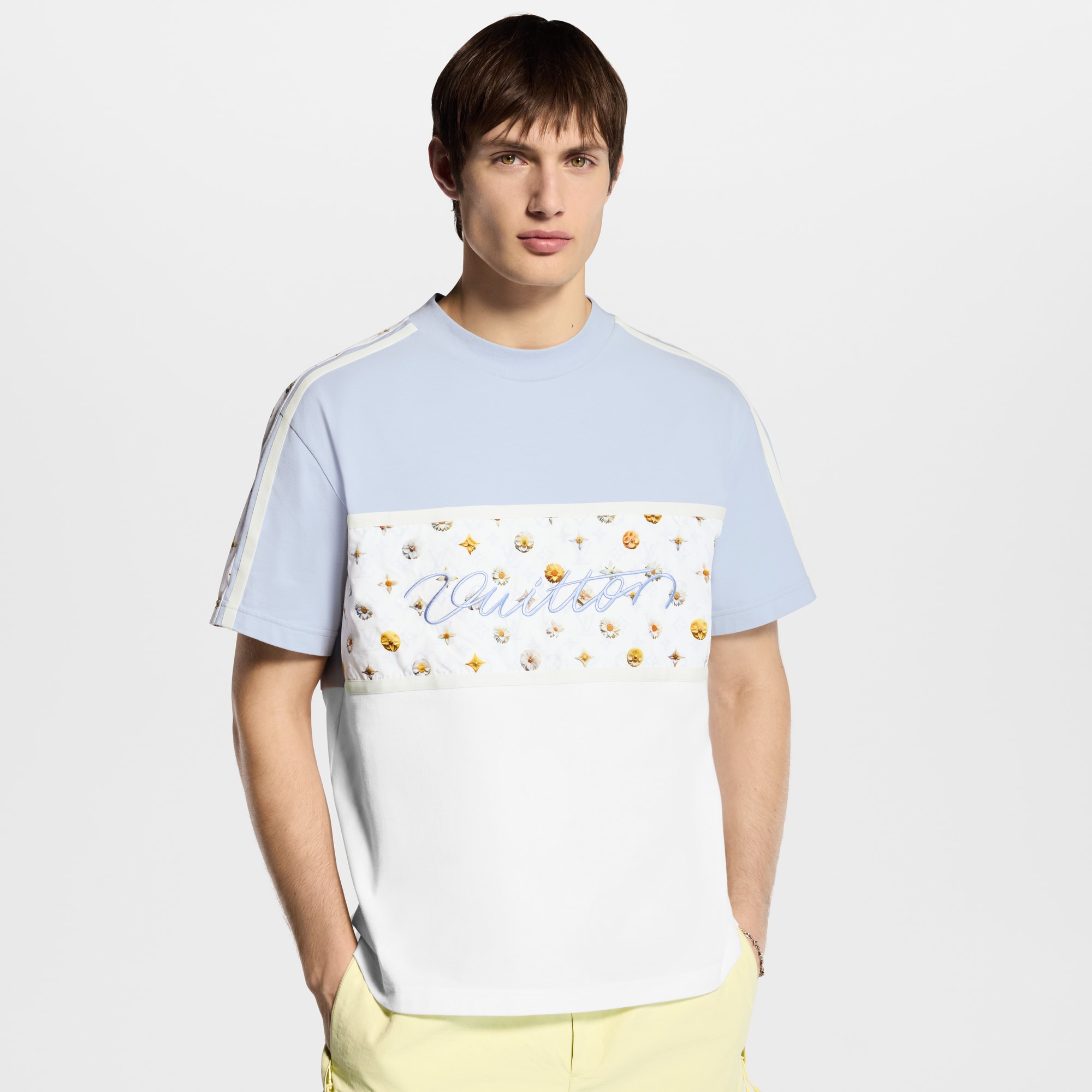 グラフィック エンブロイダリー Tシャツ ｜ルイ・ヴィトン 公式サイト
